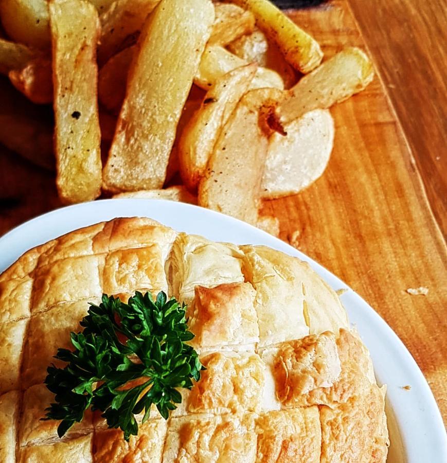 Jacobs Ladder Inn Фалмът Екстериор снимка